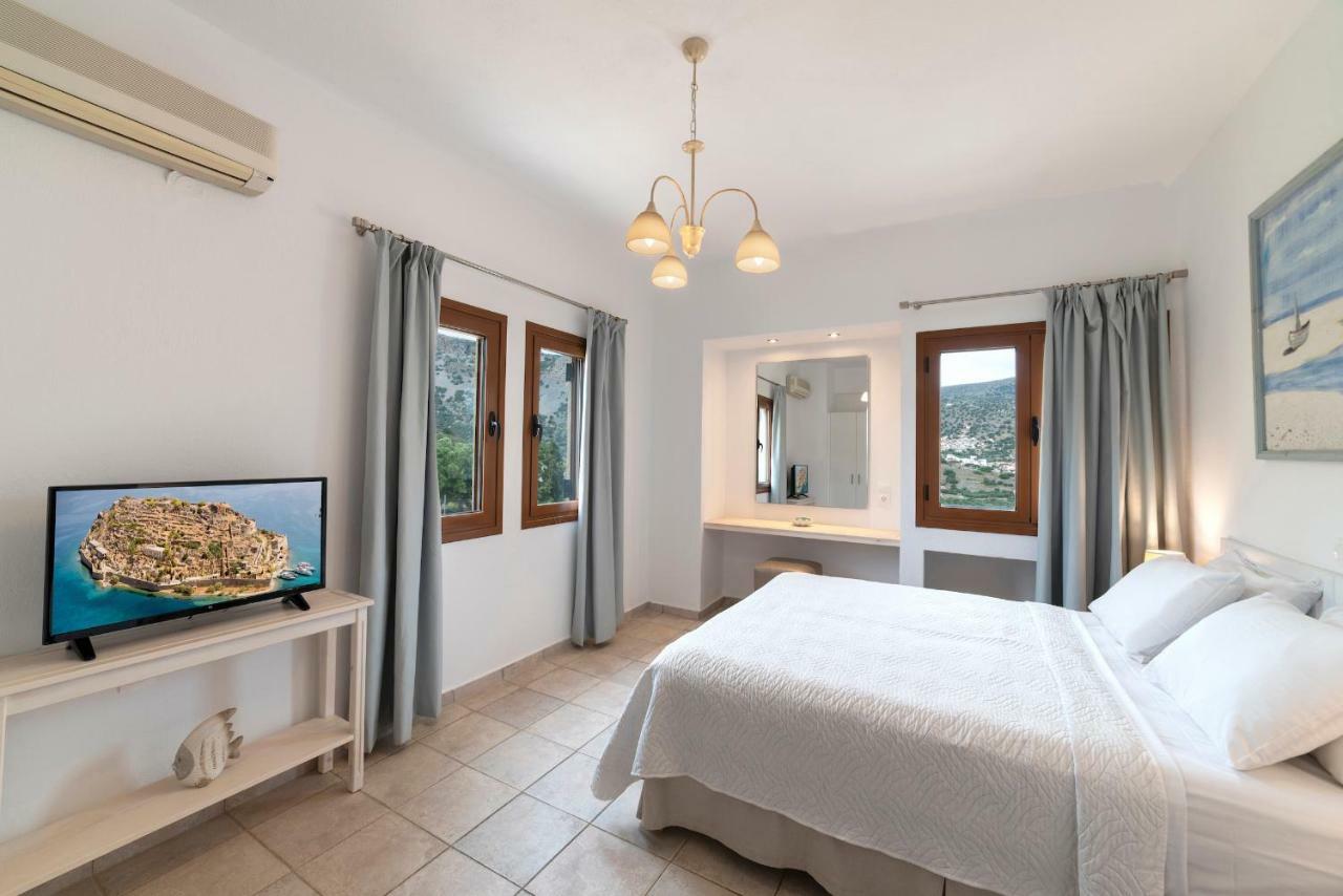 Elounda Heights (Adults Only)アパートホテル 部屋 写真